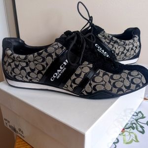 Coach shoes SZ 8.5